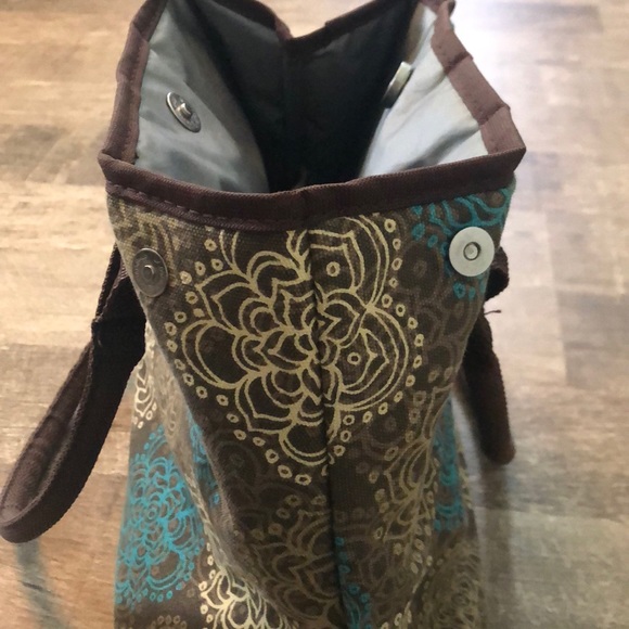 2/$10 Insulated Bag / Lunchbox - Picture 2 of 11